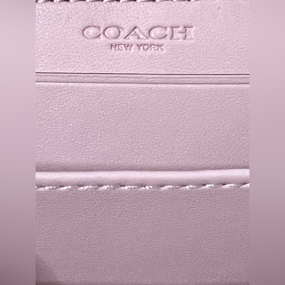 Coach Pink Denim Quilted Zip Around Card Case - Picture 8 of 9